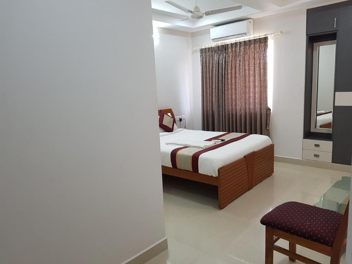 R-hotels Rithikha Porur
